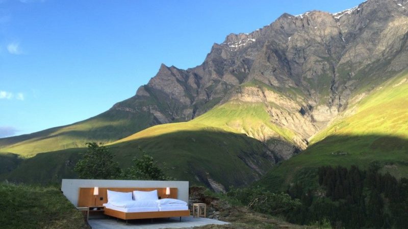 Null Stern: “Τhe only star is you”!