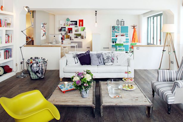 Zoe de las Cases' living room