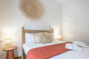 LOUDIA5b Boho Pennie Home