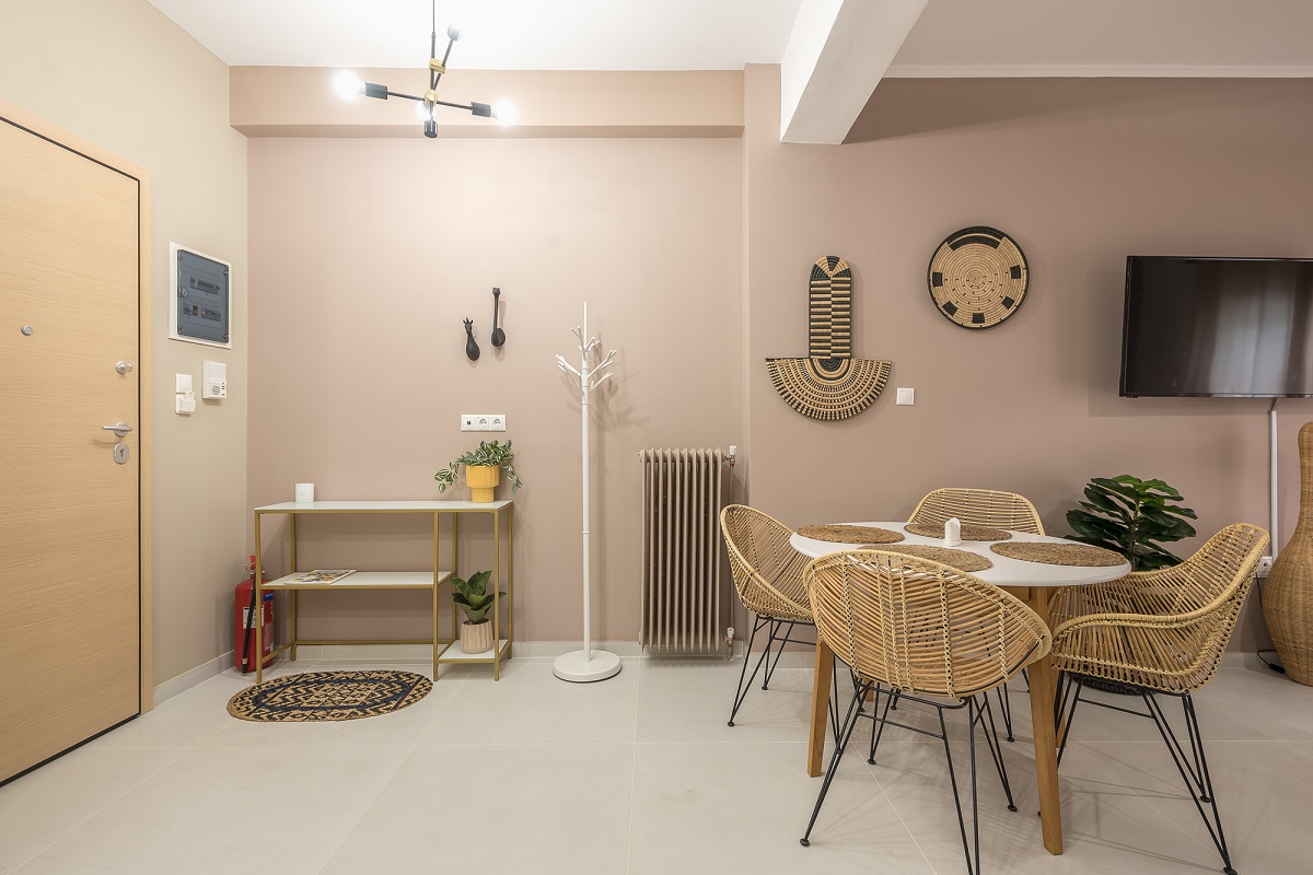 LOUDIA5b Boho Pennie Home