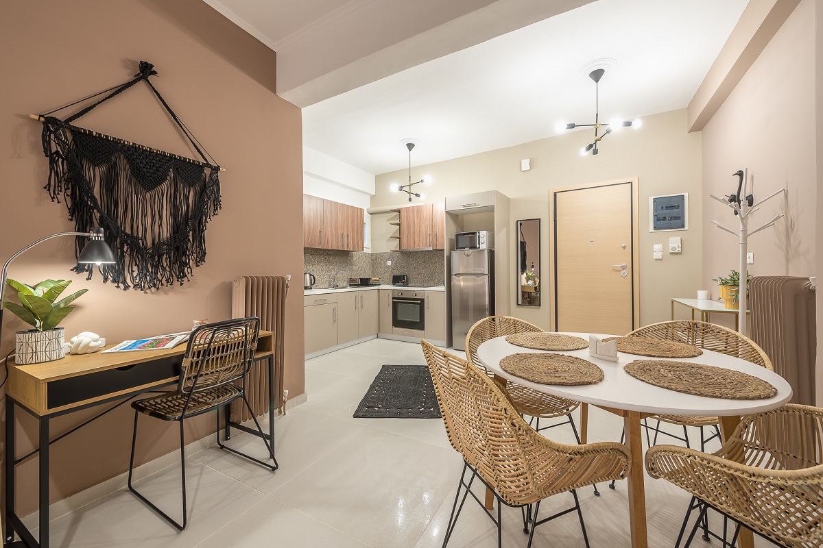 LOUDIA5b Boho Pennie Home