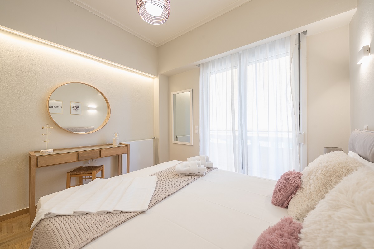 Megaron Suite by Cloudkeys - Lourou