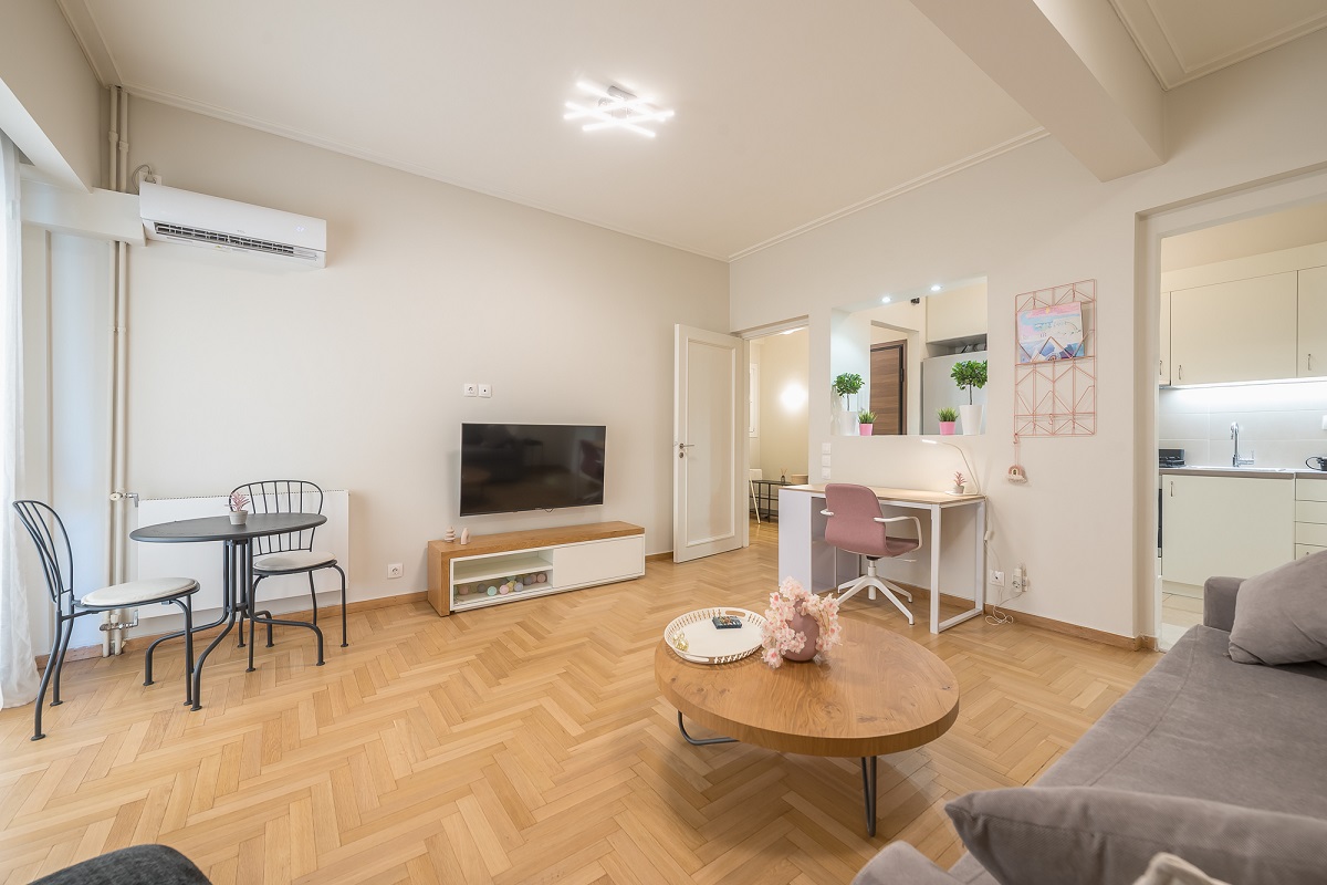 Megaron Suite by Cloudkeys - Lourou