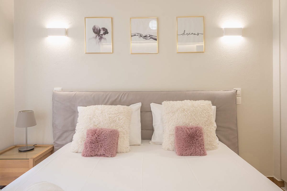 Megaron Suite by Cloudkeys - Lourou