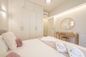 Megaron Suite by Cloudkeys - Lourou